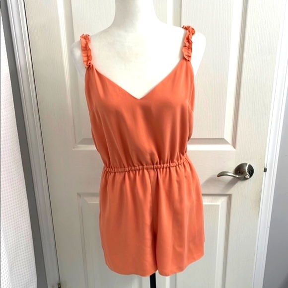 Wilfred Melodie Romper Shorts Size S Ruffles Lined V Neckline Tawny Orange - Picture 2 of 13